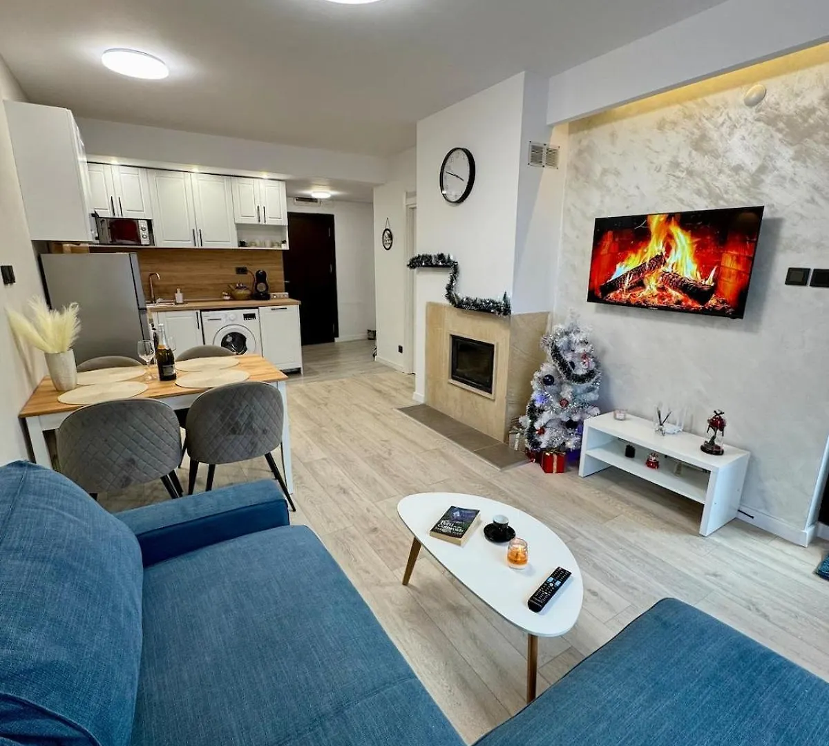 Pirin Cozy Escape - Private Apartment Grand Bansko 1